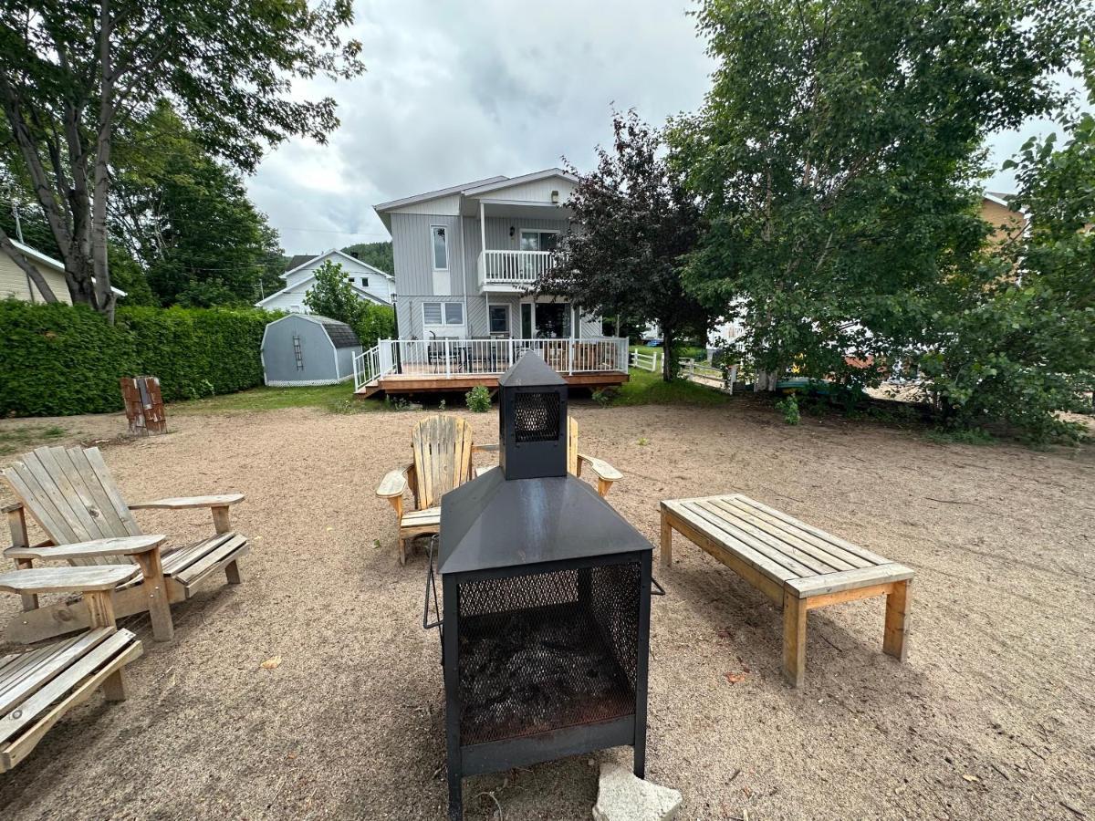 Maison Sur Le Lac Desbiens Bagian luar foto